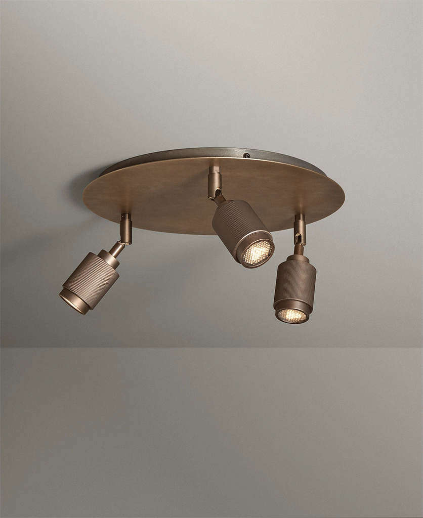 Antique Brass 3pt Ceiling Spotlight
